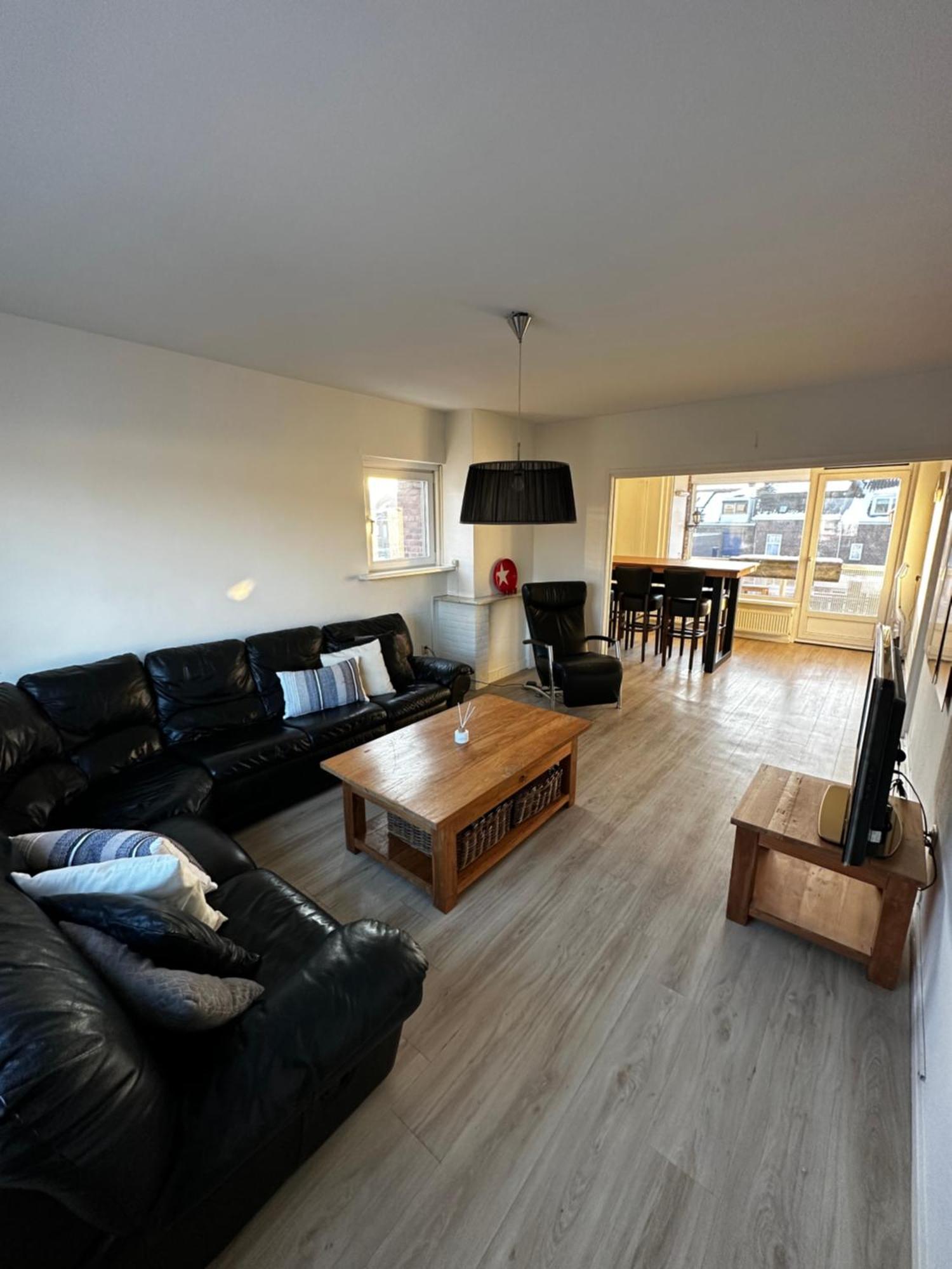 Lovely 2-Bedroom Apartment With Balcony Maastricht Dış mekan fotoğraf